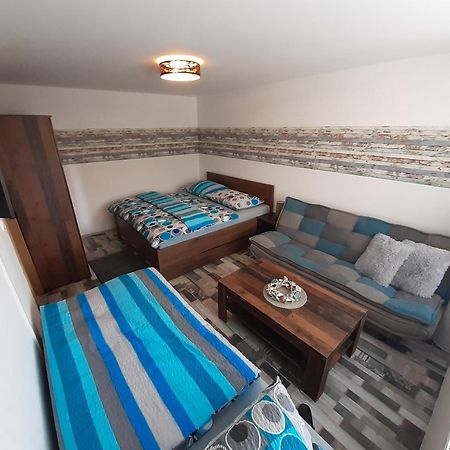Apartmán s privátní VÍŘIVKOU Bzenec Exteriér fotografie